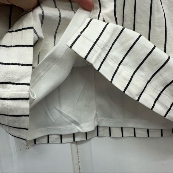 Willow and‎ root lined black and white striped skirt. women's xs. - Picture 3 of 5